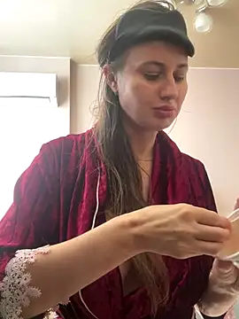 Flossy Vettie online show from September 13, 9:09 am