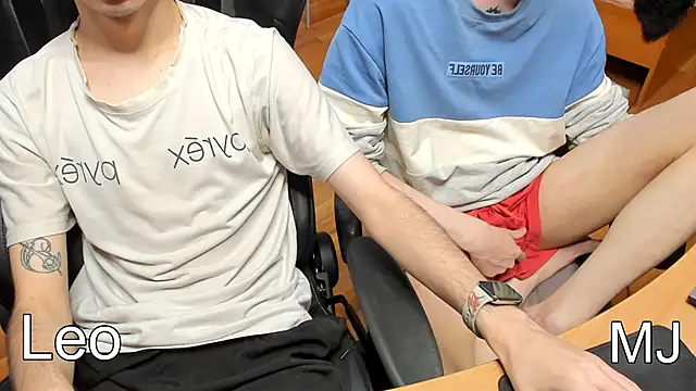 teelimata online show from February 25, 2:54 pm