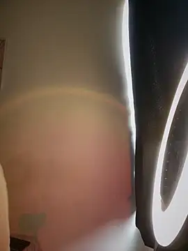 DulceLenns online show from February 5, 6:34 pm