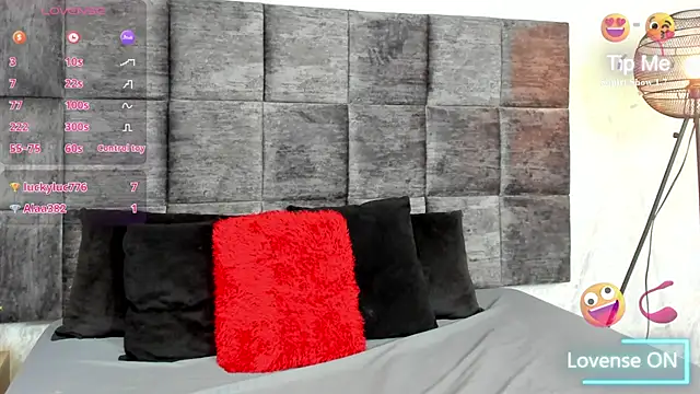 Snapshot of SusanRodriguez_ chatting on January 7, 8:31 pm SusanRodriguez online show from January 7, 8:31 pm