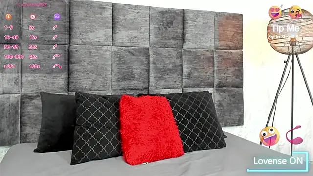 Snapshot of SusanRodriguez_ chatting on January 21, 12:04 am SusanRodriguez online show from January 21, 12:04 am