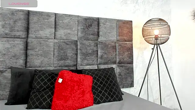 Snapshot of SusanRodriguez_ chatting on January 23, 7:40 pm SusanRodriguez online show from January 23, 7:40 pm