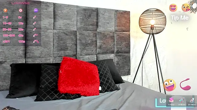 Snapshot of SusanRodriguez_ chatting on February 11, 7:59 pm SusanRodriguez online show from February 11, 7:59 pm