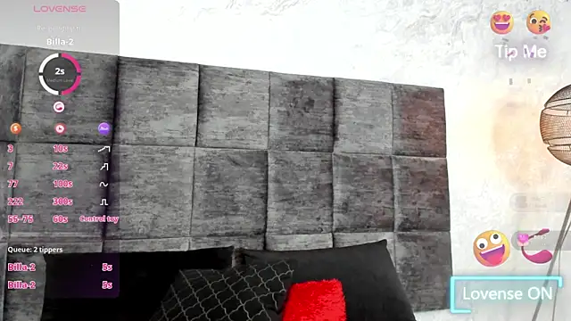 Snapshot of SusanRodriguez_ chatting on March 4, 10:05 pm SusanRodriguez online show from March 4, 10:05 pm