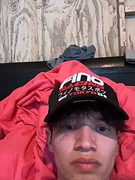 A santa1 online show from February 6, 11:30 pm