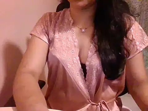 Snapshot of Pinky_4 chatting on February 22, 5:46 pm Pinky 4 online show from February 22, 5:46 pm