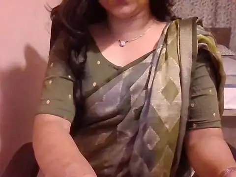 Snapshot of Pinky_4 chatting on October 2, 5:20 pm Pinky 4 online show from October 2, 5:20 pm