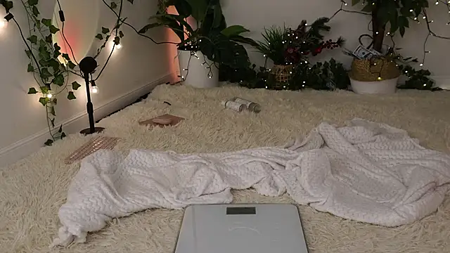 ScarletBlaze online show from January 27, 12:12 am