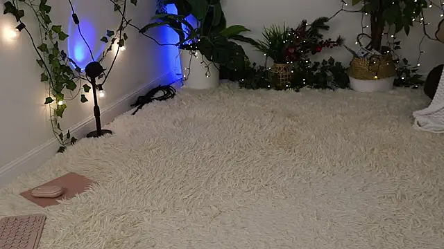 ScarletBlaze online show from February 9, 9:17 pm