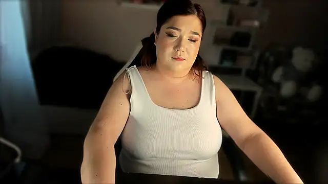 Snapshot of Vi-Vixen chatting on November 16, 11:16 am Vi-Vixen online show from November 16, 11:16 am