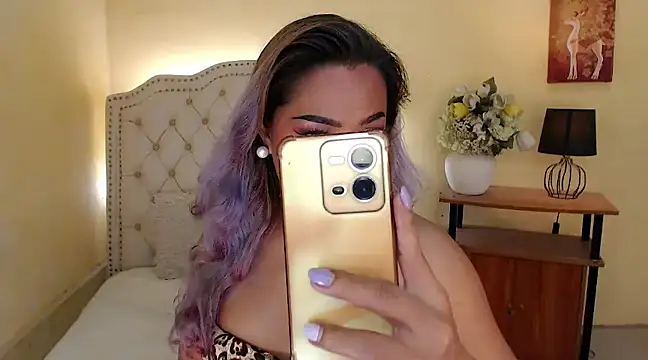 DreamLADYBOY online show from December 1, 11:36 pm