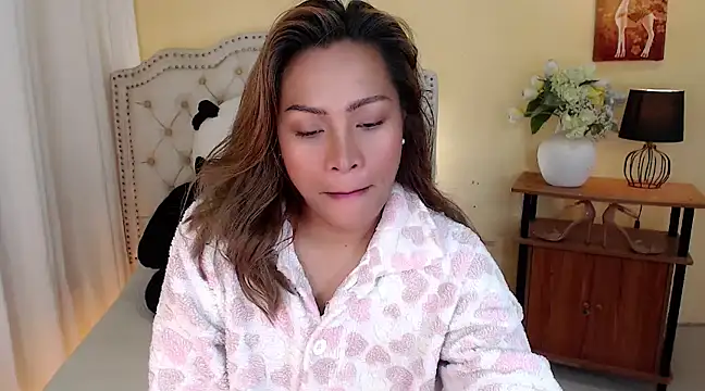 DreamLADYBOY online show from February 21, 11:54 pm