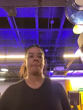 trianawhite online show from December 18, 4:17 pm