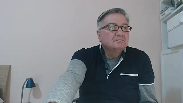 YOU6me online show from February 22, 10:40 am