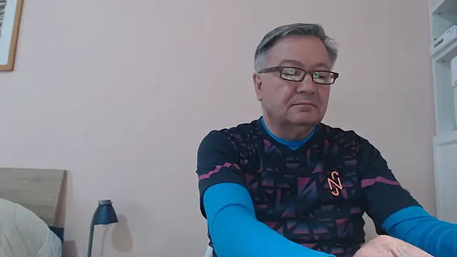 YOU6me online show from March 18, 11:52 am