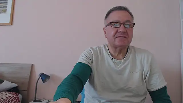 YOU6me online show from October 25, 9:06 am