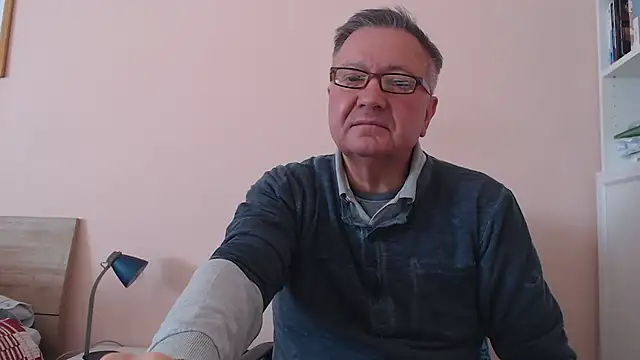 YOU6me online show from November 6, 10:05 am