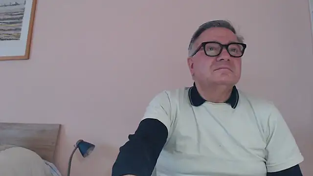 YOU6me online show from December 21, 11:28 am