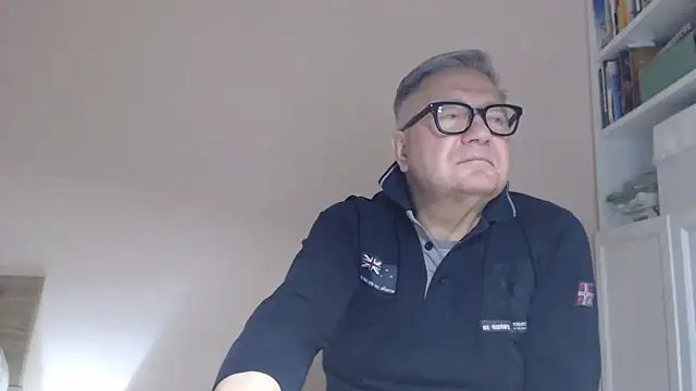 YOU6me online show from April 13, 6:35 pm