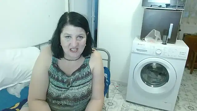 RidemerafSuzana online show from January 31, 2:28 pm