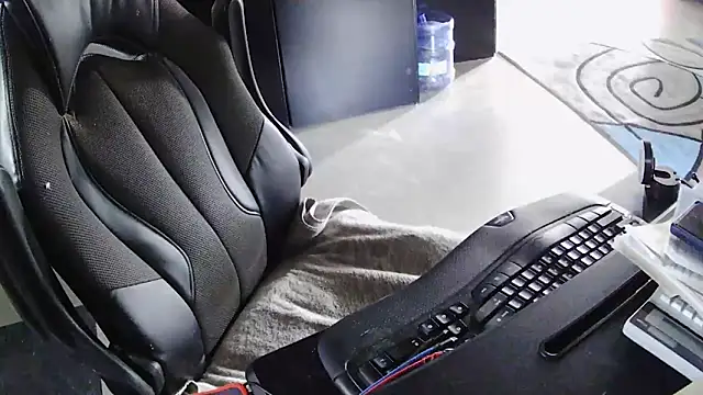 Snapshot of TrevorSteele chatting on September 13, 2:50 pm TrevorSteele online show from September 13, 2:50 pm