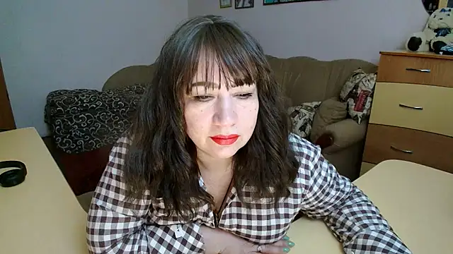 Snapshot of Lucretia_Goldi_ chatting on March 9, 12:47 am Lucretia Goldi online show from March 9, 12:47 am