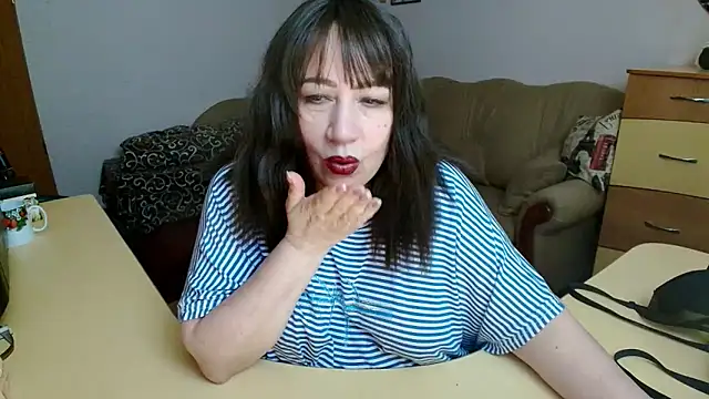 Snapshot of Lucretia_Goldi_ chatting on April 30, 8:57 pm Lucretia Goldi online show from April 30, 8:57 pm