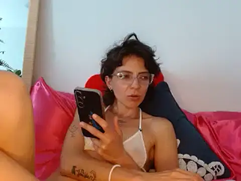 Labebe-rica online show from April 27, 8:29 pm