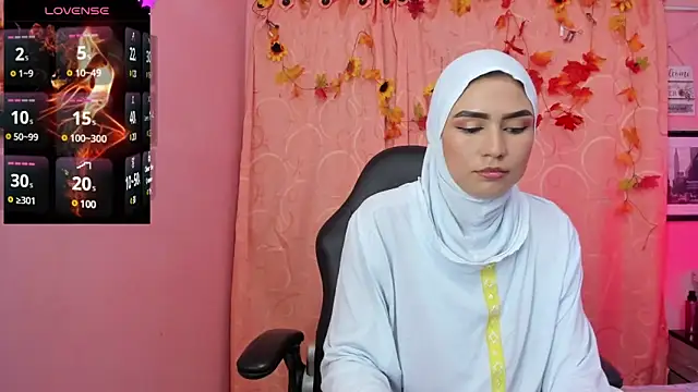 Snapshot of DarshaKhemu chatting on December 6, 9:02 pm DarshaKhemu online show from December 6, 9:02 pm