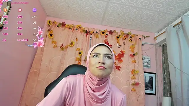 Snapshot of DarshaKhemu chatting on November 19, 8:42 pm DarshaKhemu online show from November 19, 8:42 pm