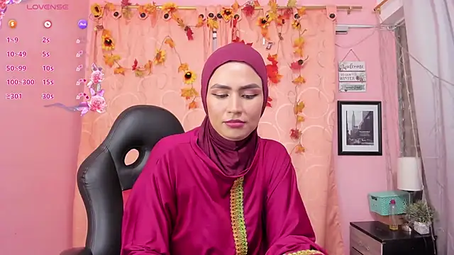 Snapshot of DarshaKhemu chatting on December 4, 8:39 pm DarshaKhemu online show from December 4, 8:39 pm