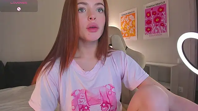 KylieStarrr online show from December 7, 3:04 am