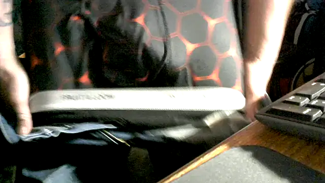 Snapshot of jasmo69HD chatting on February 14, 9:13 am jasmo69HD online show from February 14, 9:13 am