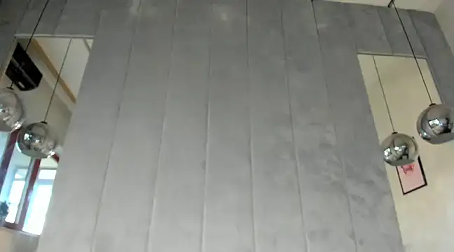 Snapshot of Naila18 chatting on December 14, 6:24 am Naila18 online show from December 14, 6:24 am