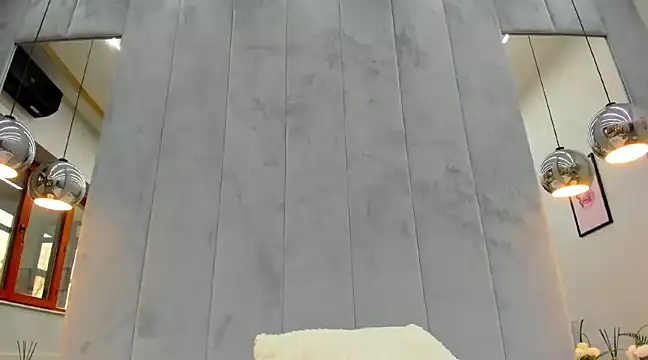 Snapshot of Naila18 chatting on January 29, 6:12 am Naila18 online show from January 29, 6:12 am