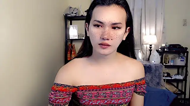 Snapshot of beatrice_21 chatting on September 22, 4:36 am beatrice 21 online show from September 22, 4:36 am