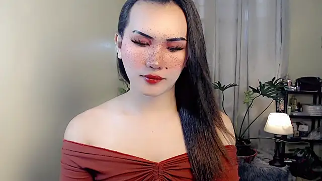 Snapshot of beatrice_21 chatting on October 13, 3:28 am beatrice 21 online show from October 13, 3:28 am