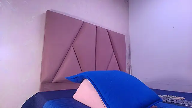 lay navas online show from September 29, 7:19 pm