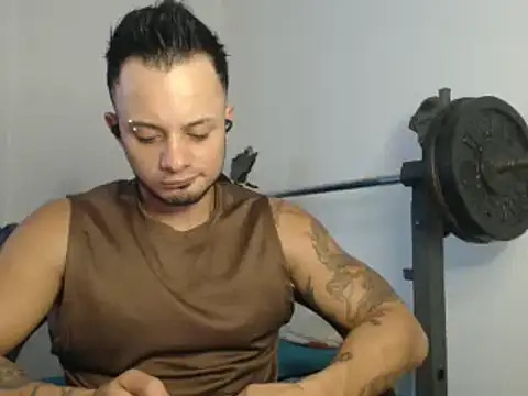 Snapshot of JacobJamess chatting on December 28, 3:04 pm JacobJamess online show from December 28, 3:04 pm