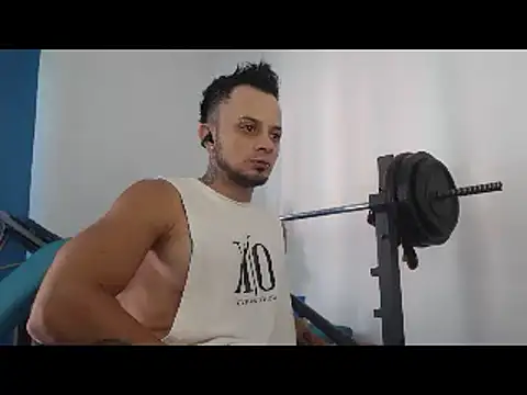 Snapshot of JacobJamess chatting on January 11, 2:47 pm JacobJamess online show from January 11, 2:47 pm