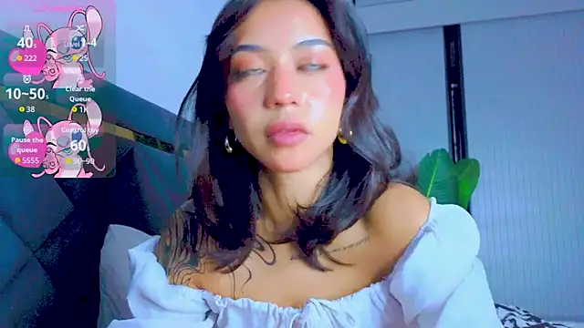 Mia Tin online show from September 12, 2:17 pm