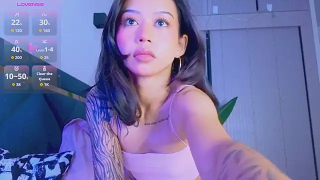 Snapshot of Mia_Tin chatting on February 8, 3:59 pm Mia Tin online show from February 8, 3:59 pm