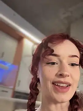 Snapshot of roxxxyrose chatting on January 5, 11:44 pm roxxxyrose online show from January 5, 11:44 pm