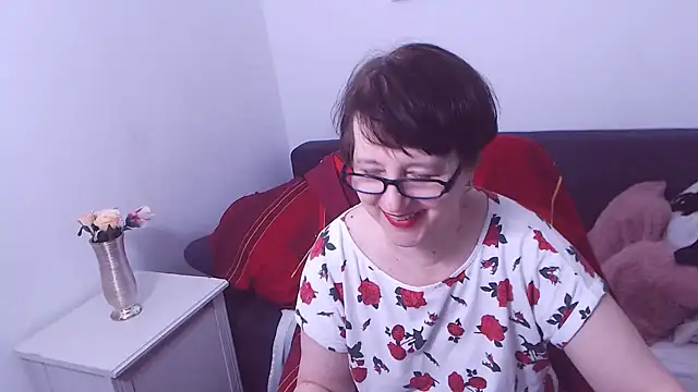 ChristaRose online show from January 27, 3:37 am