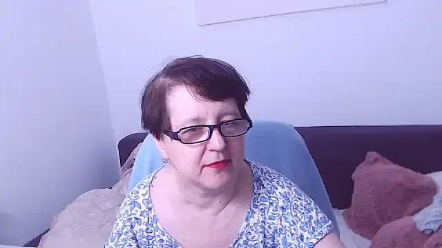 ChristaRose online show from January 12, 1:33 am