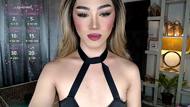 Local Hoelyx online show from December 4, 7:50 am