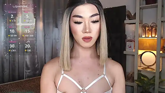 Local Hoelyx online show from December 15, 10:26 pm