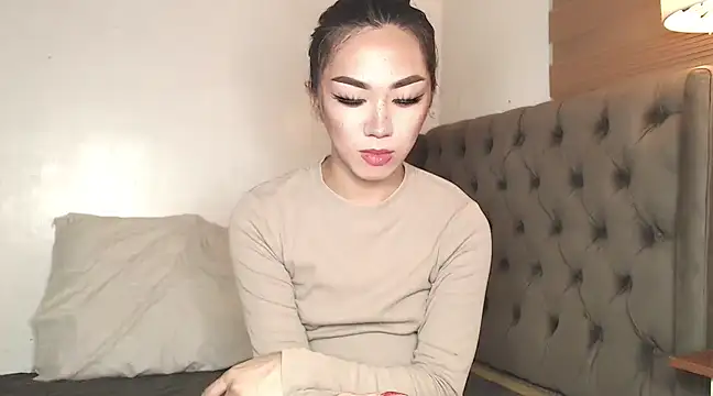 Local Hoelyx online show from February 27, 2:54 pm