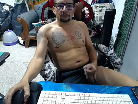 Snapshot of alexam_gal@xh chatting on March 13, 11:38 pm alexam galxh online show from March 13, 11:38 pm