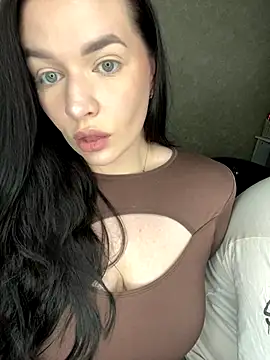 Snapshot of HellMoor chatting on September 18, 2:30 pm HellMoor online show from September 18, 2:30 pm